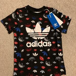 Adidas smiley 3T shirt